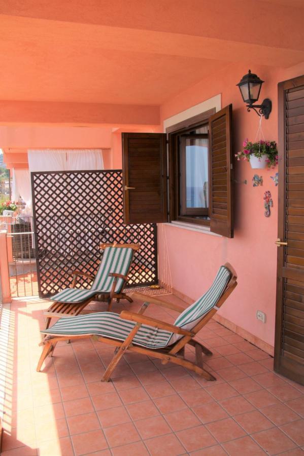 Poseidone Sea Apartment Taormina Mazzeo Ngoại thất bức ảnh