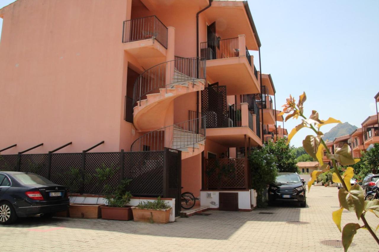 Poseidone Sea Apartment Taormina Mazzeo Ngoại thất bức ảnh