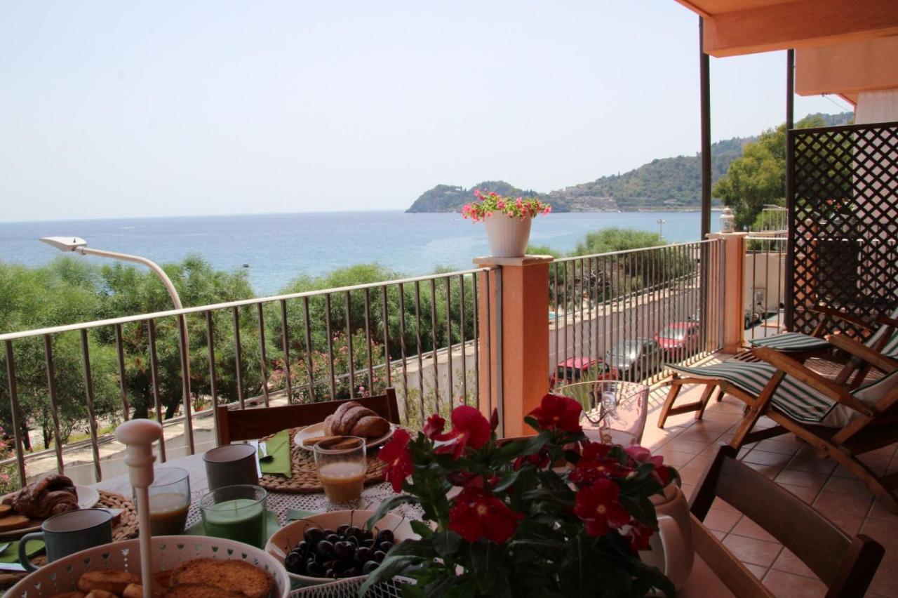 Poseidone Sea Apartment Taormina Mazzeo Ngoại thất bức ảnh
