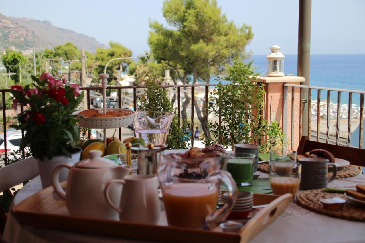 Poseidone Sea Apartment Taormina Mazzeo Ngoại thất bức ảnh