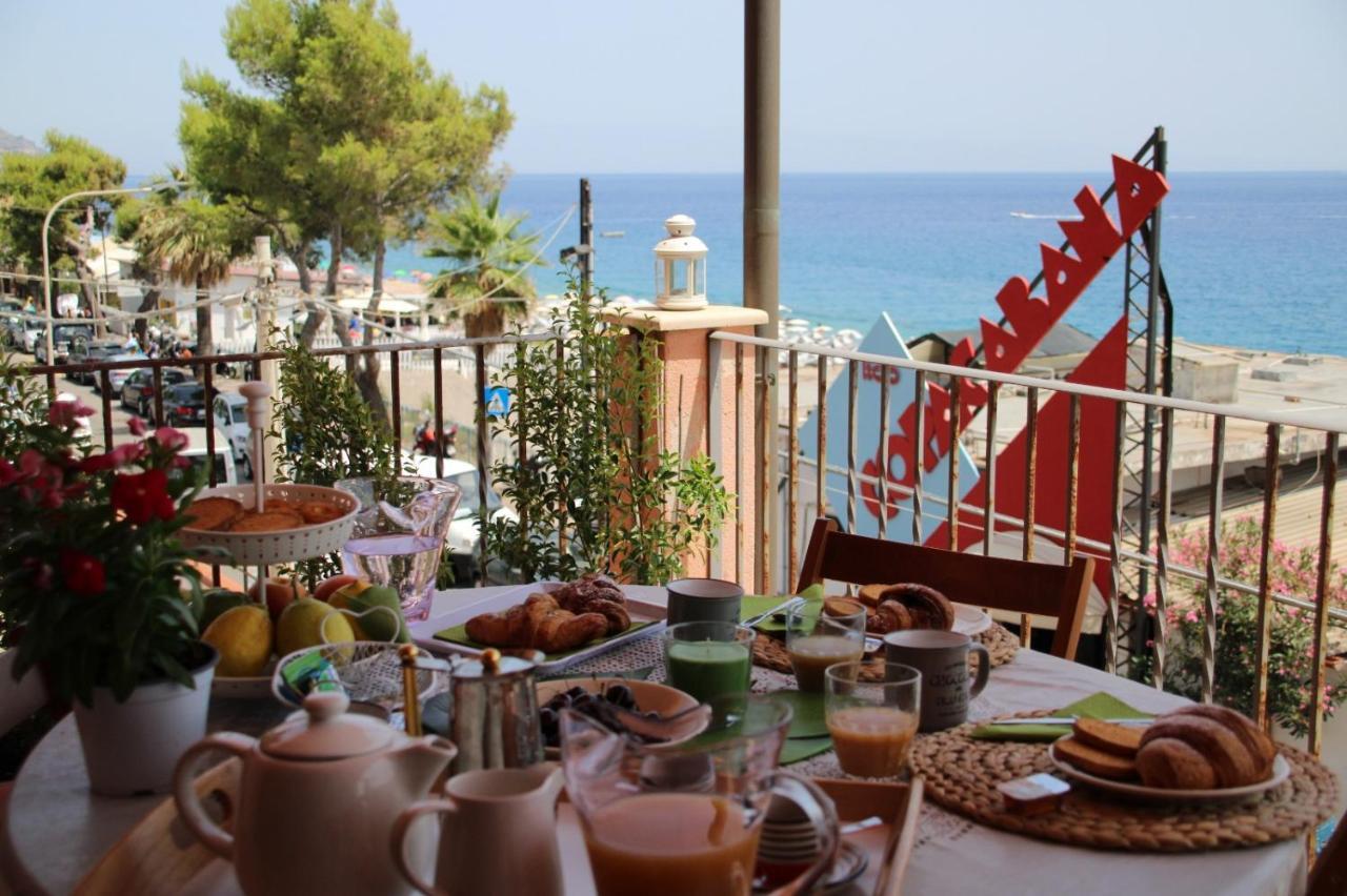 Poseidone Sea Apartment Taormina Mazzeo Ngoại thất bức ảnh